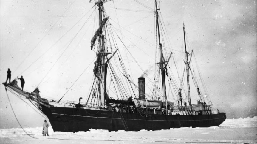 HMS Endurance in der Antarktis